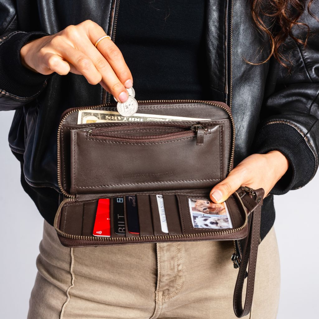 Wallet Wristlet | Mustang - Image 7
